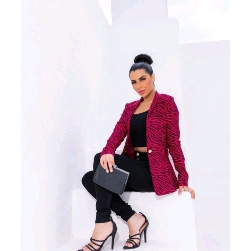 Blazer max feminino animal print zebra pink bengalineBlazer max feminino animal print zebra pink bengaline