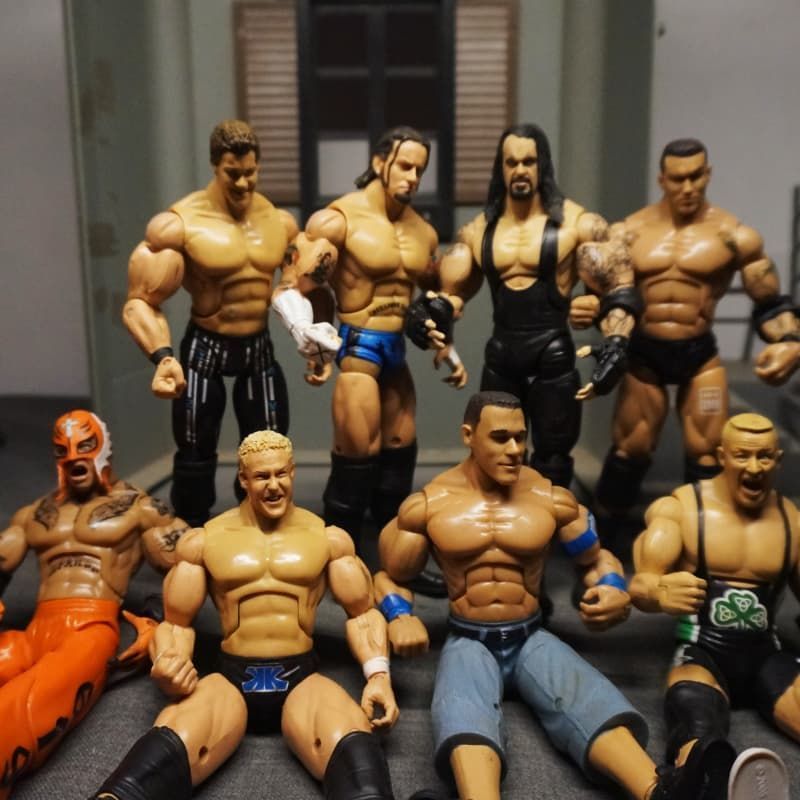 Produtos de venda quente WWE Wrestler Boxless Doll Senarel Randy HHH Muitas articulações Bonecas móveis Desktop Modelo n