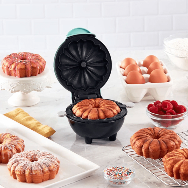 Mini Maquina De Fazer Bolo Bundt Maker Mini Máquina de Assar Bolo Elétrica 110V e 220V Assadeira de Bolo