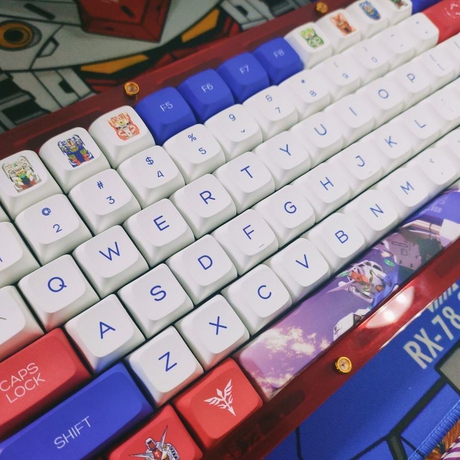 Conjunto Completo De Teclas Gundam Theme Cherry Profile Dye-Sub PBT (150)