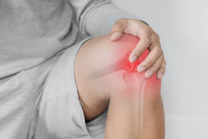 HOW TO ALLEVIATE JOINT PAIN NATURALLY