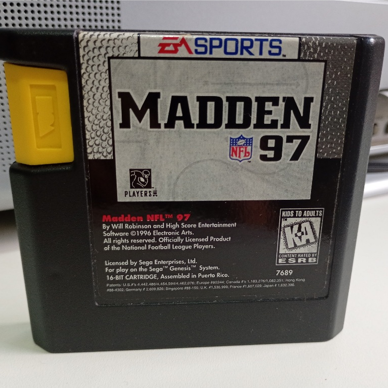 Madden NFL 97 original SEGA GENESIS / Mega drive americano Electronic Arts