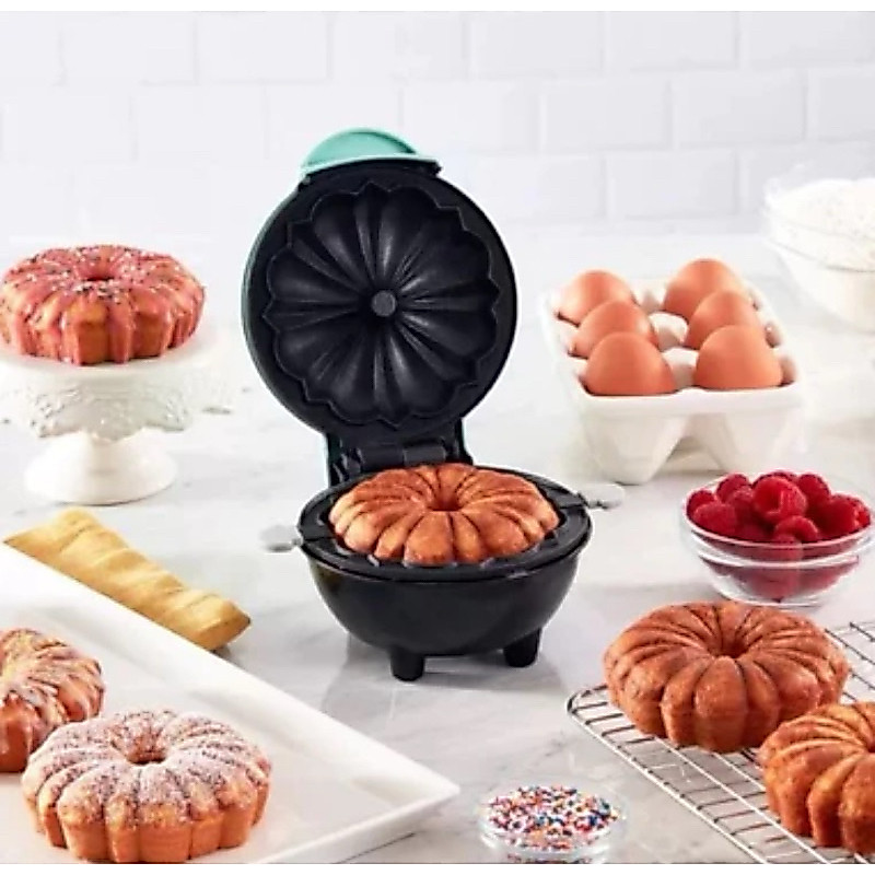 Máquina De Fazer Bolo Dash 110v Bundt Portátil Cake Envio