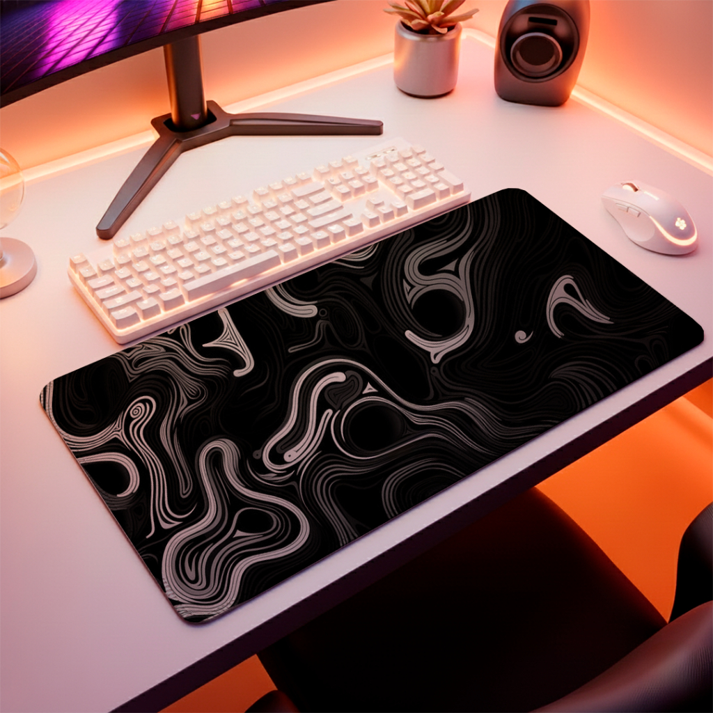 MousePad Speed Gamer Liso Confortavel Sem Relevos Com Base Antiderrapante E Bordas Costuradas Com Estampa Liquid Metal