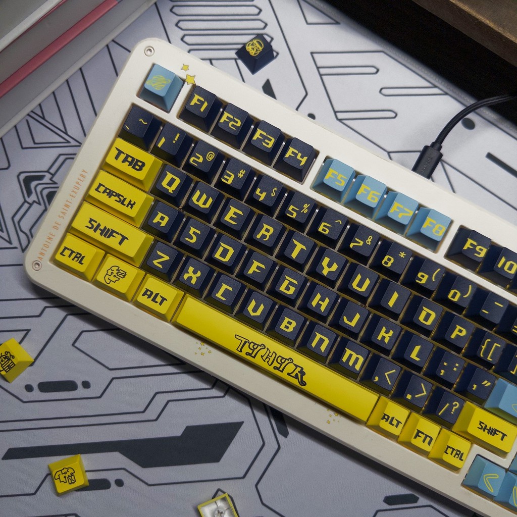 Cyberpunk PBT Original fábrica altura Keycap adequado para Mega leão mad68/noturnmare/ez63/wotting6075