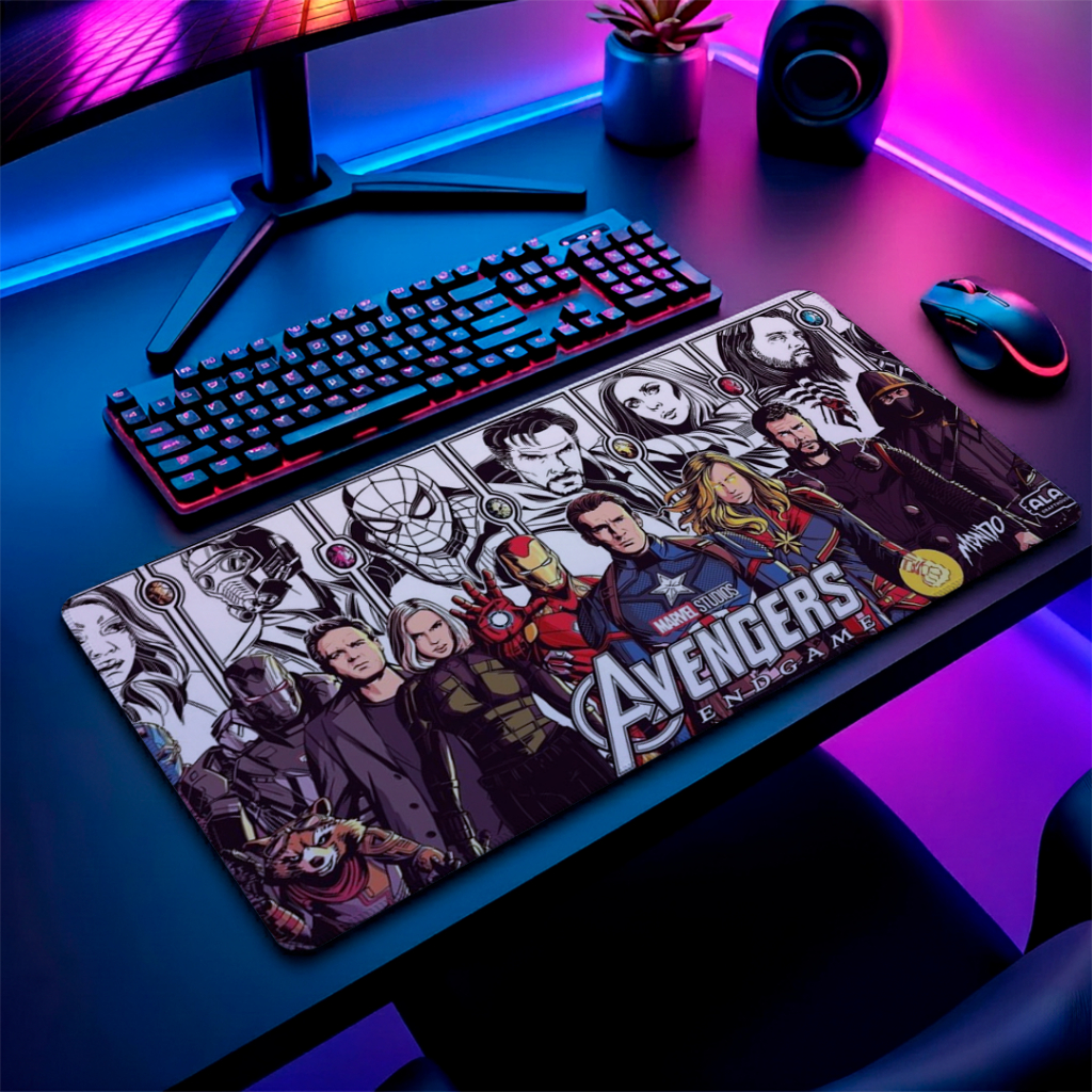MousePad Gamer Com Superficie Lisa Confortavel E Estilosa Com Base Antiderrapante E Borda Costuradas Com Estampa De Hero
