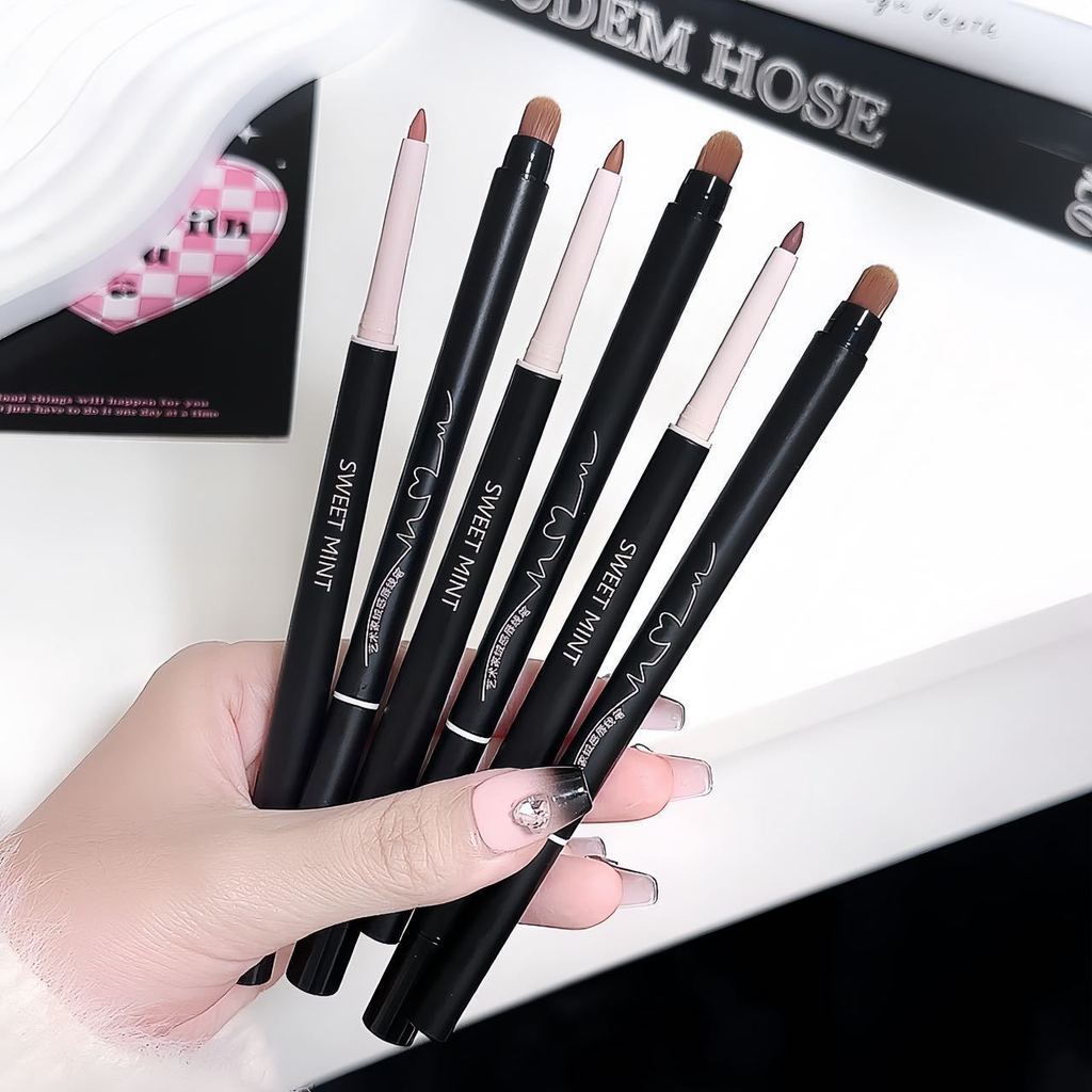 SWEET MINT Artist Velvet Lip Liner Lip Brush Dois em Um Matte Color Renderização Contorno Lip Shape Natural Duradouro