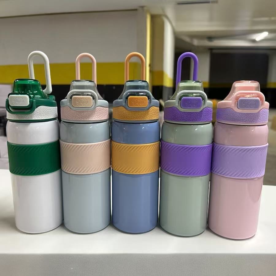 Garrafa Térmica 550ML Feminina com Tampa Flip e Canudo, Aço Inoxidável,para Carro/Escola, Portátil para Viagem