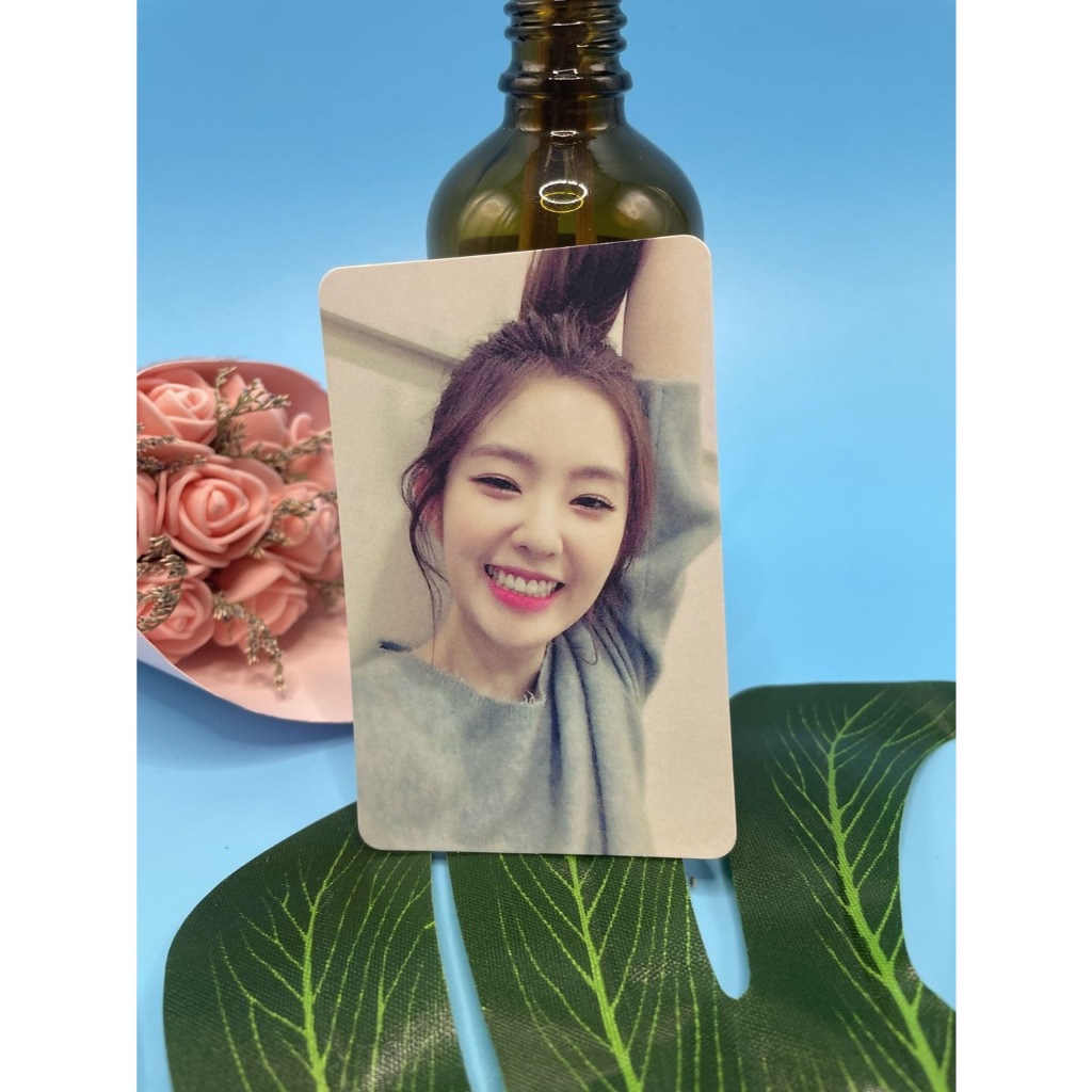 Cartão Fotográfico Oficial Irene Red Velvet , Versão De Roupa Azul , Impressão Limpa E De Alta Qualidade . Perfeito Para
