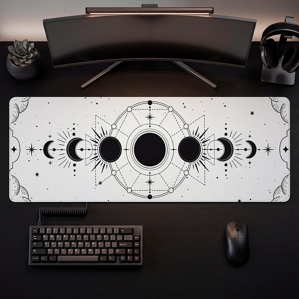 Mouse Pad Gamer Personalizado Fases da Lua Grande RGB Anime Exclusivo 80x30cm Confortável e Preciso - SUBLIMA