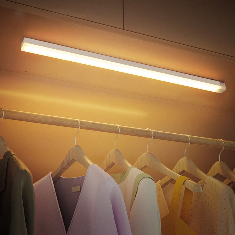 Sob A Luz Do Gabinete LED Sem Fio Com Faixa Magnética Sensor De Movimento