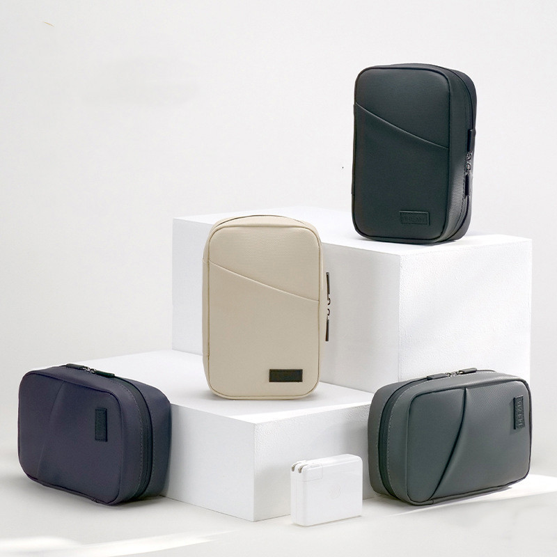 Use Esta Bolsa De Armazenamento Portátil À Prova D'água De Camada Dupla Para Organizar Seus Dispositivos Eletrônicos Em