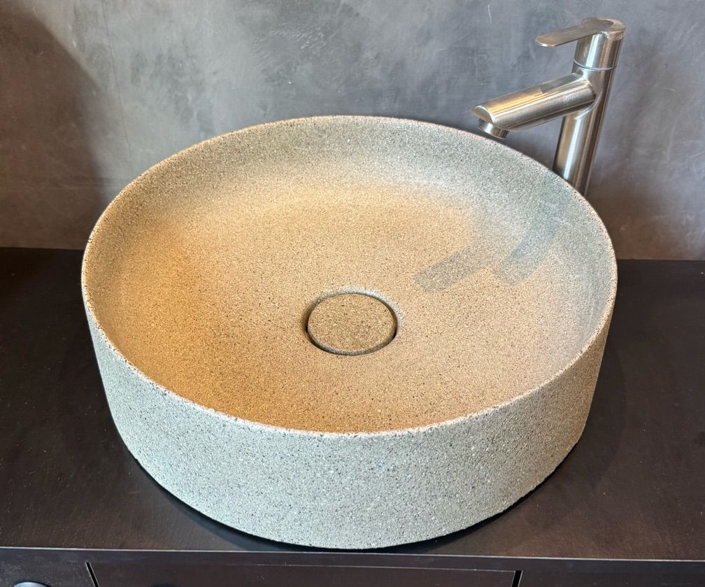 115 - Cuba em Concreto Modelo Redondo Efeito Mica 39x12 cm Ralo Oculto