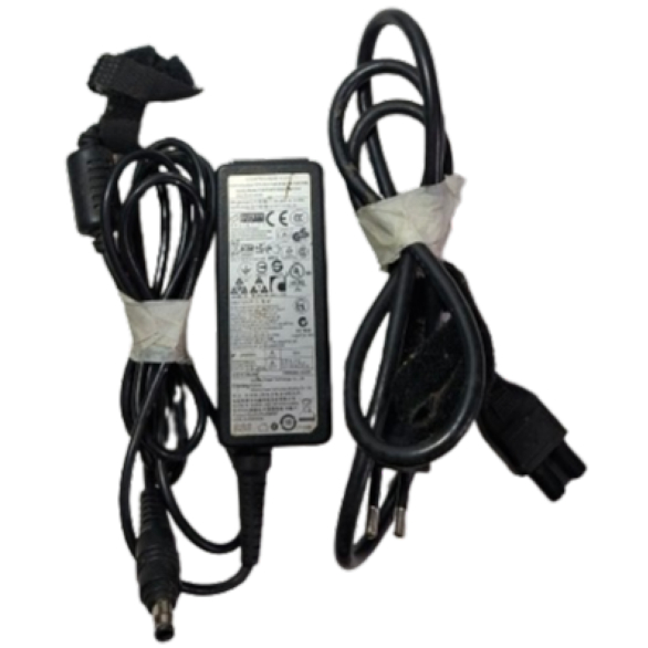 Fonte CE Chicony 19V 2.1A 40W Com Cabo de Força/ Usado