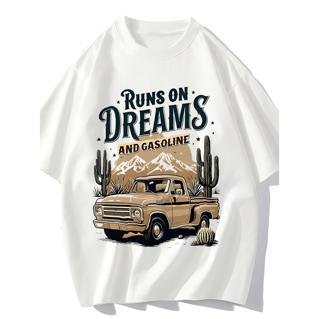 Camiseta Masculina Runs on Dreams and Gasoline Streetwear 2025 Novo