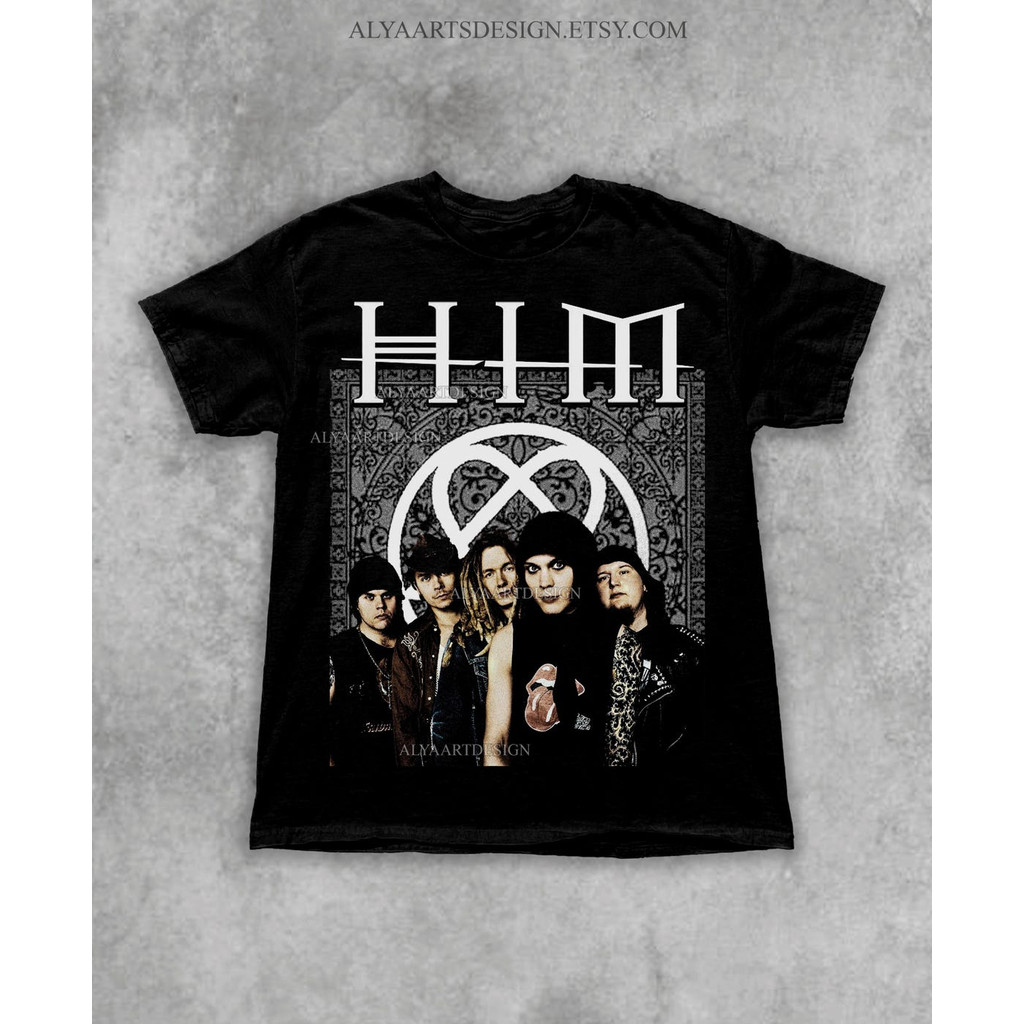 Camiseta Masculina Feminina Banda HIM Foto Integrantes T-shirt Unissex Streetwear Envio Imediato